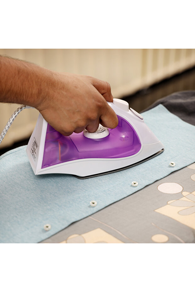 Powerful Non-stick Soleplate Iron With Self Clean Function And Variable Steam Control 1200 W - 3