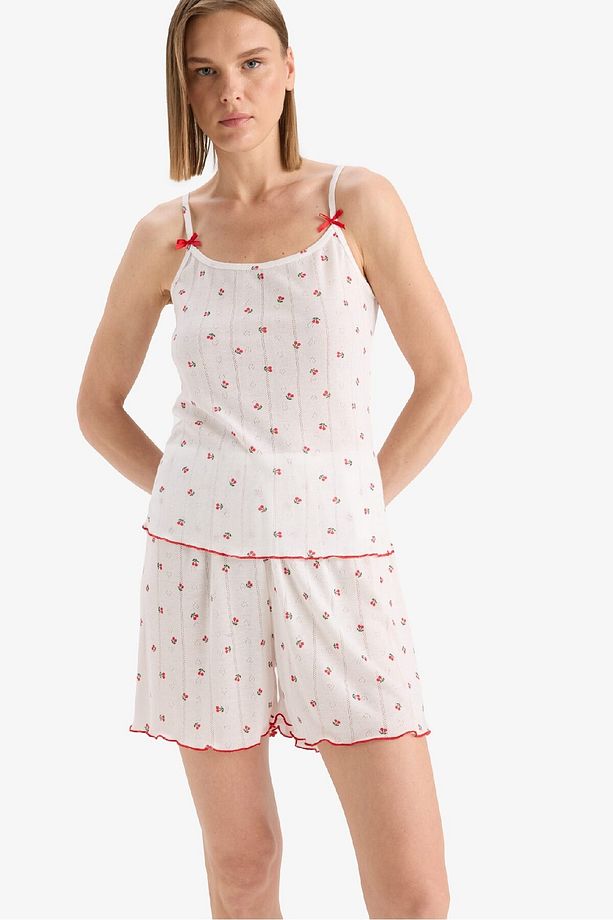 Regular Fit Pijama Takımı Desenli Askılı Pijama Üstü Esnek Belli Şort Pijama Altı-Fall in Love F5774 - 5