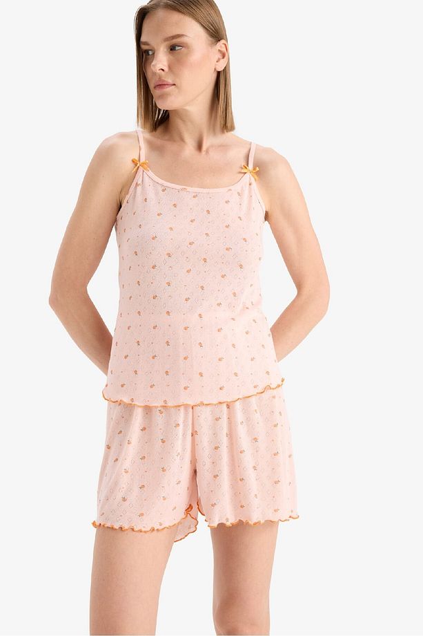 Regular Fit Pijama Takımı Desenli Askılı Pijama Üstü Esnek Belli Şort Pijama Altı-Fall in Love F5774 - 4