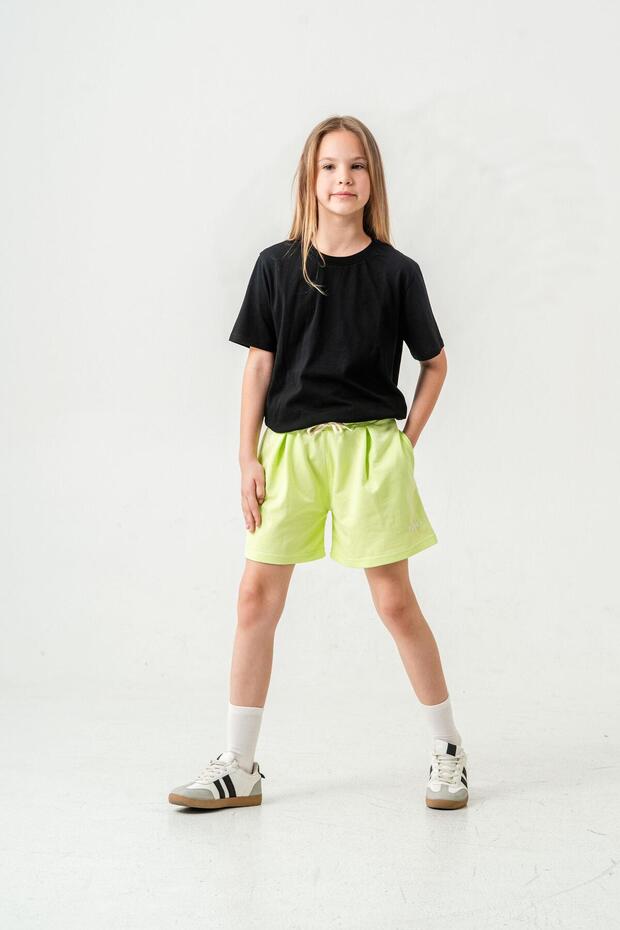 Embroidered Girl's Shorts