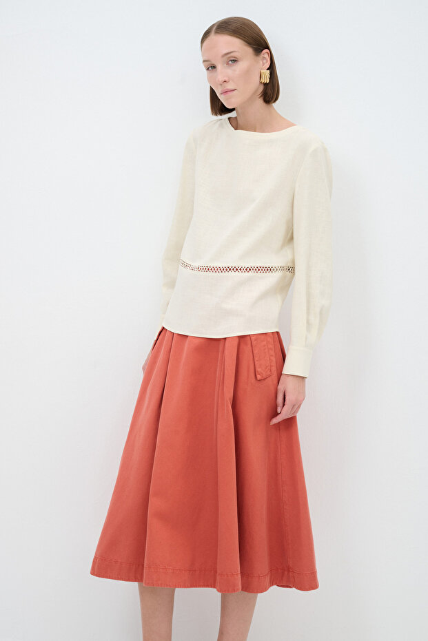 Sırtı Düğmeli Bluz - 4