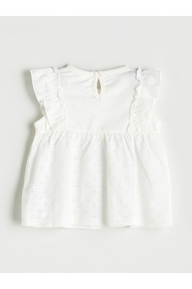 LCW baby Pamuklu Fırfırlı Kız Bebek Bluz ve Kapri 2'li - 3