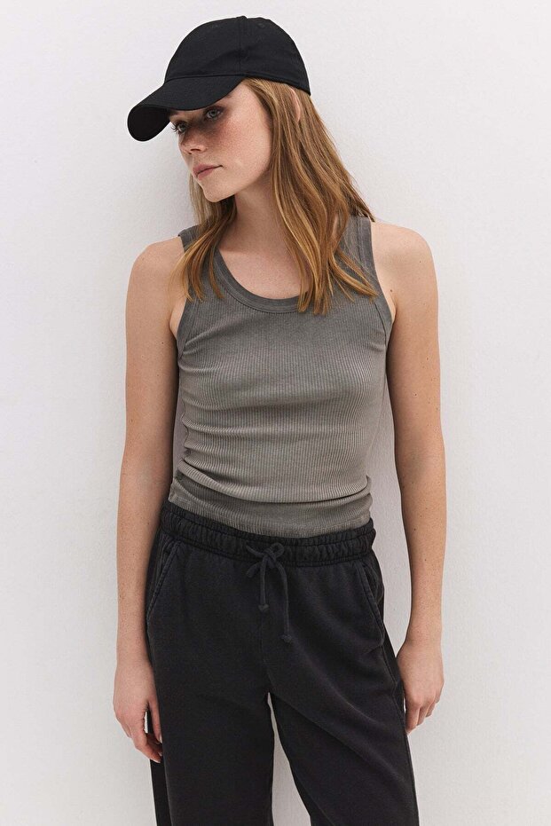 ärmellose Bluse - 1