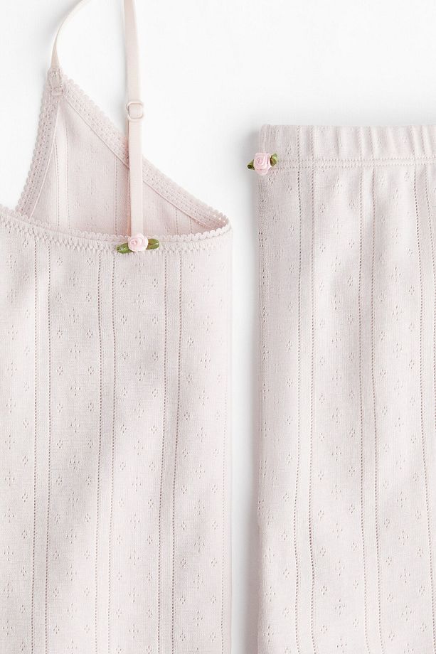 Pamuklu ve Delik Desenli Pijama Takımı - 6