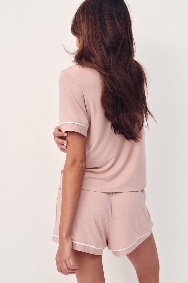 Gömlek ve Şortlu Pijama Takımı - 5