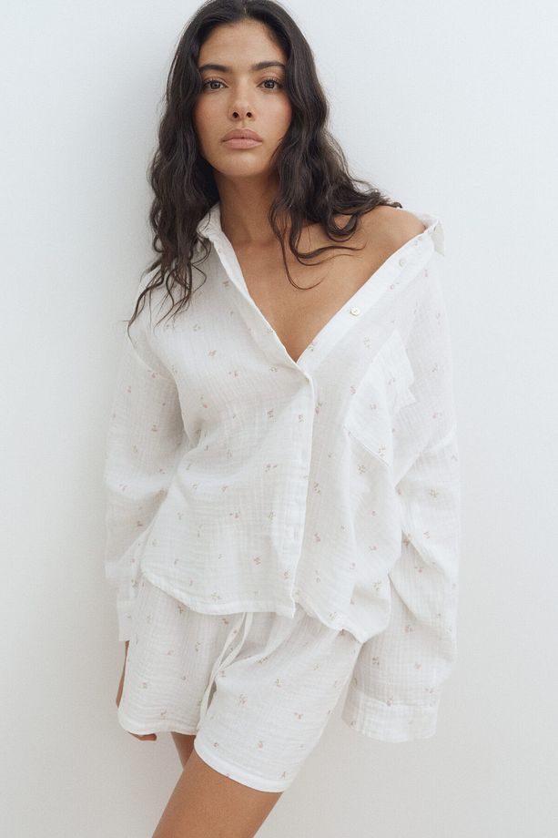 Gömlek ve Şortlu Pijama Takımı - 3