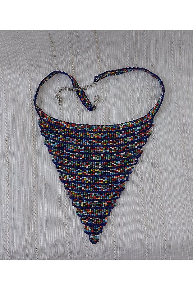 قلادة مثلثة أصلية من حبات الرمل - 5