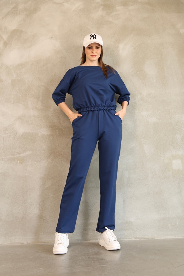 Women's Tracksuit Set Minimal Cut Comfortable Fit Elastic Waist