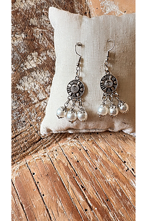 أقراط متدلية من اللؤلؤ - 1