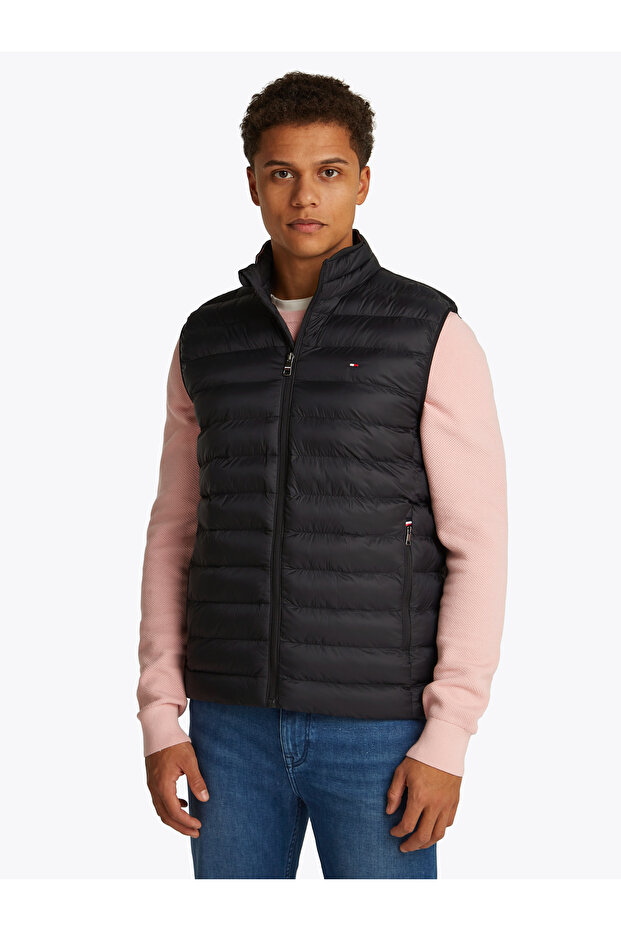 Men Black Packable Quilted Gilet Vest - 1