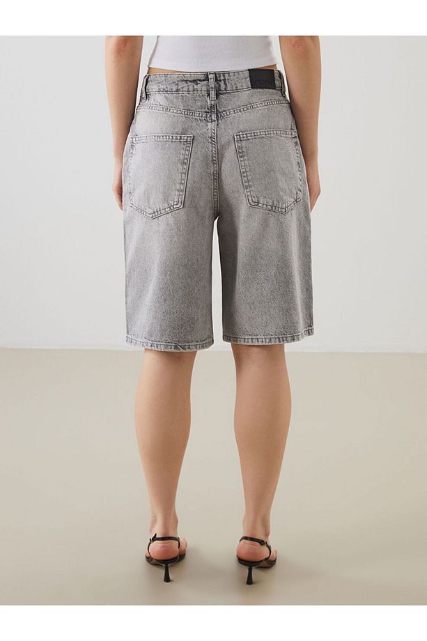 LCW Bermuda Fit Kadın Jean Şort - 4