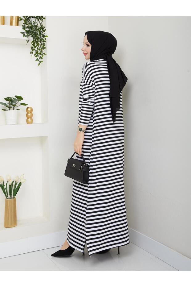Our Striped Viscose Combed Cotton Dress with a Fabric That Doesn'T Define the Line of the Hat - 5