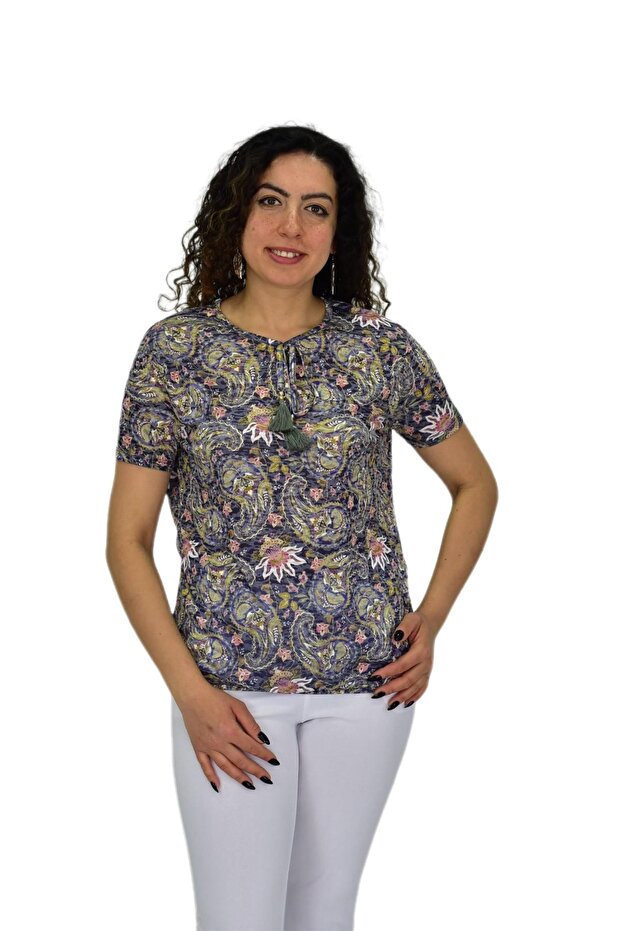 بلوزة نسائية مطبوعة بأكمام قصيرة BGL-ST04689