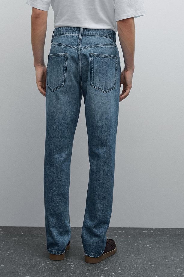 Tapered fit jean - 3