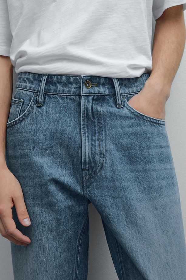Tapered fit jean - 4
