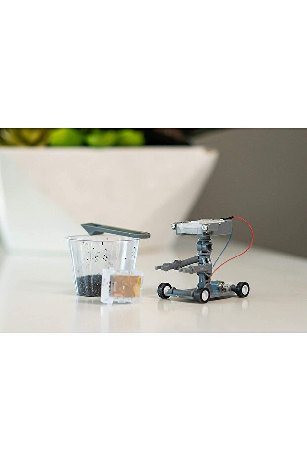 4M Green Science - Salt Powered Robot - Fun Energy Kit - 2