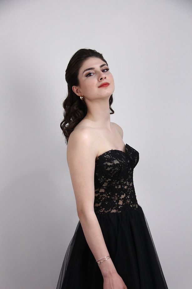 Fransız Dantelli Astarlı Siyah Gece Elbisesi - 7