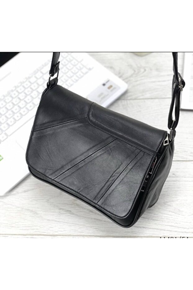 Real Leather Medium Size Adjustable Cross Strap Women's Shoulder Bag Black 25*21*7 Cm