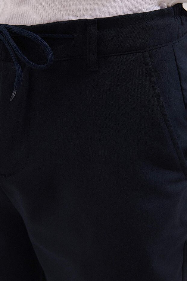 Lacivert Slim Fit Beli Bağlama Detaylı Lastikli Kumaş Dokuma Pantolon TMNAW25PL00027 - 4