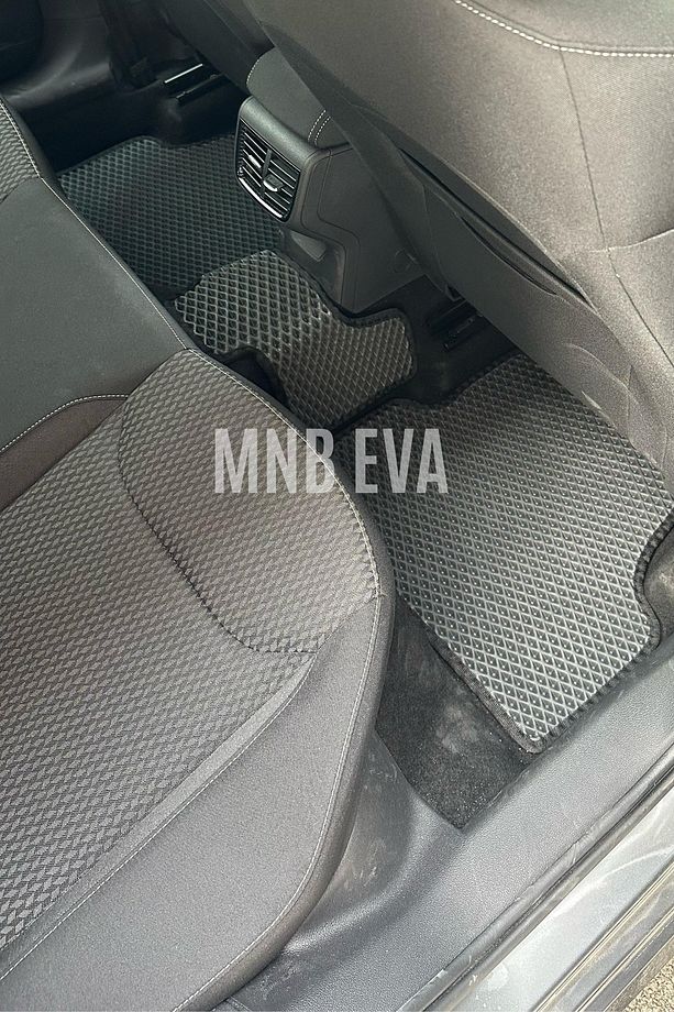 Skoda Fabia 2022-2025 MK4 Eva Oto Paspas ve Bagaj Havuzu Seti Logolu - 2