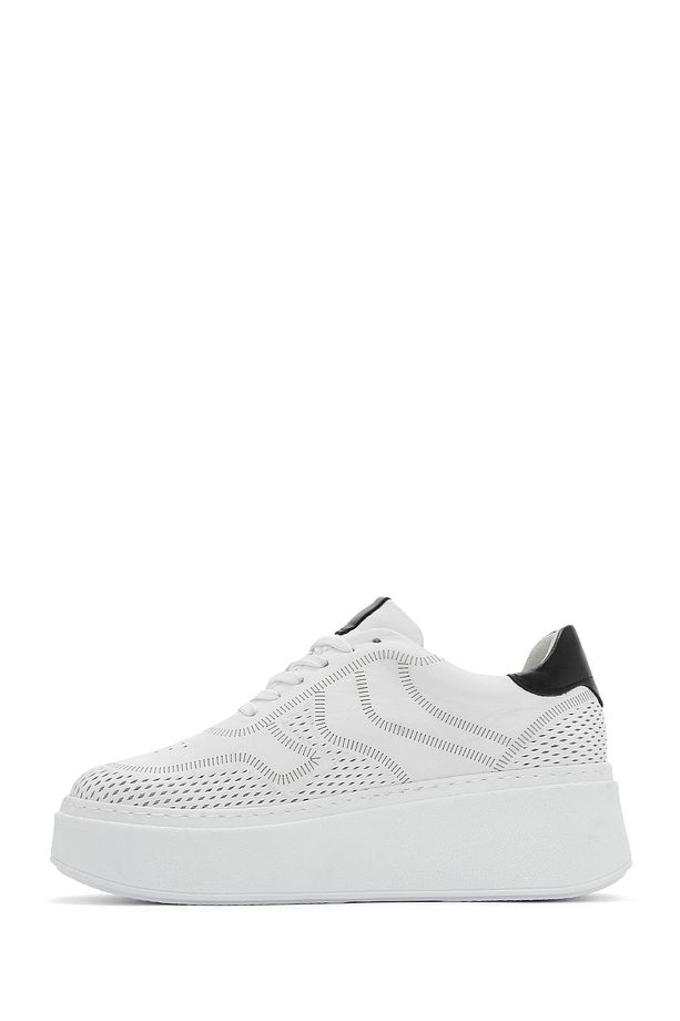 Kadın Beyaz Beğcıklı Kalın Tabanlı Deri Sneaker 25SFD371418 - 2
