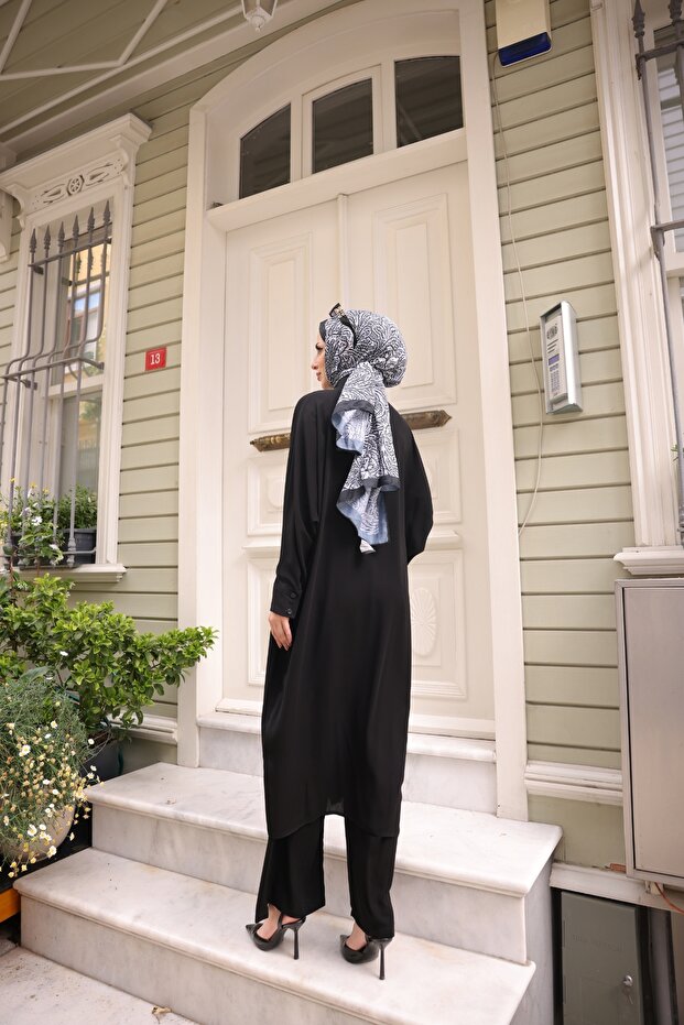 بدلة سوداء بسيطة مزدوجة - 4