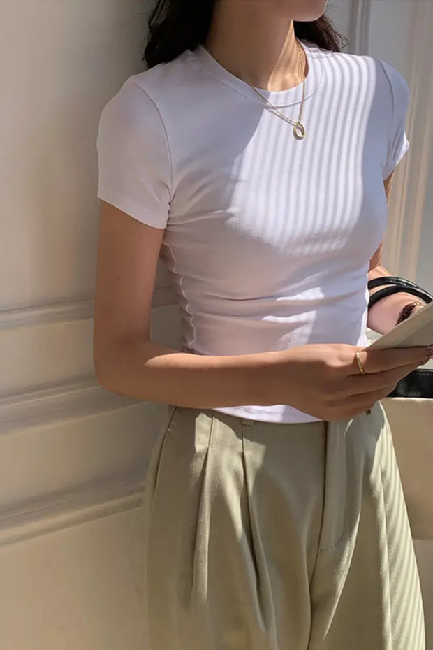 Beyaz Bisiklet Yaka Basic Kadın Tişört - 4