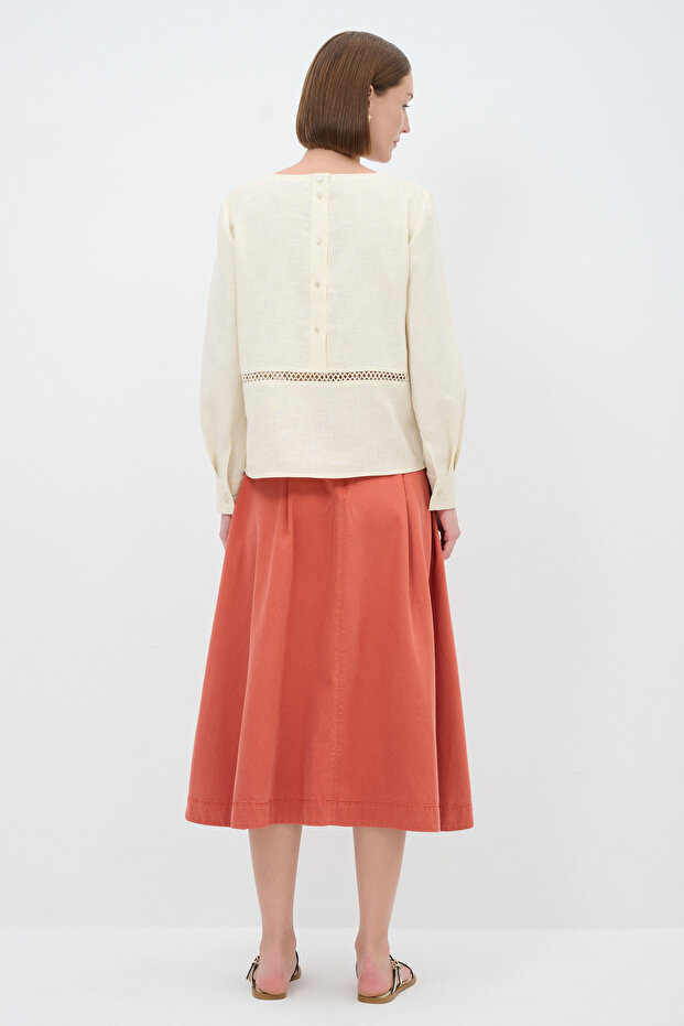 Sırtı Düğmeli Bluz - 5