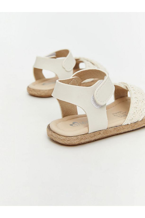 LCW STEPS Bej Çapraz Bantlı Kız Bebek Sandalet - 5