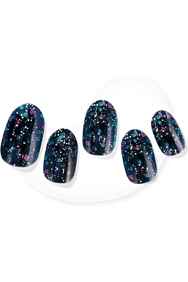 Glaze, Long Lasting, Chip Resistant, Semicured Gel Nail Strips - Yuletide Magic