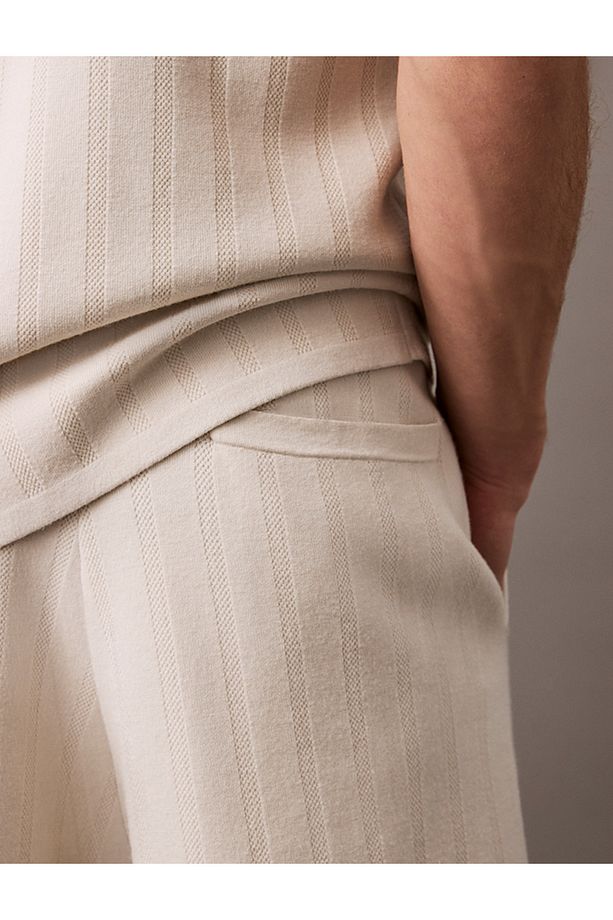 Jacquard Mesh Jogging Shorts - 3