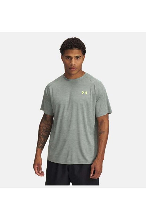 UA Tech Textured SS Erkek T-Shirt - 1