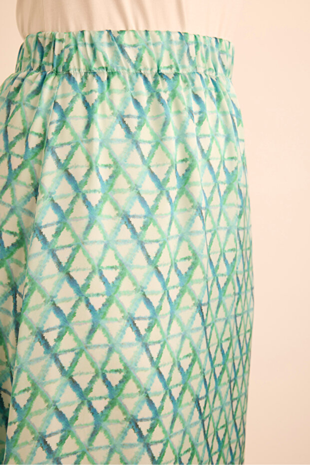 تنورة بخصر مطاطي بنمط هندسي - 5