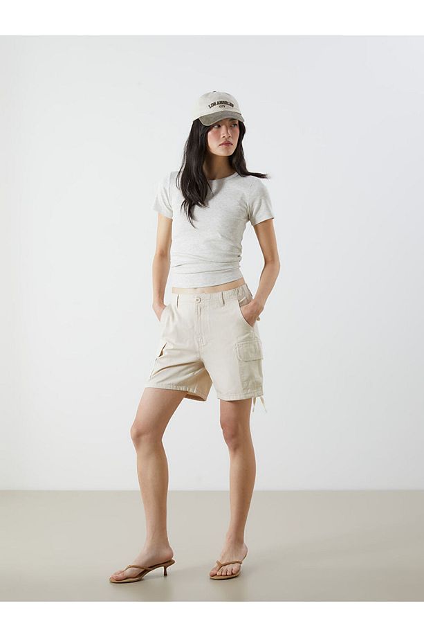 Standart Fit Gabardin Kadın Kargo Şort - 1