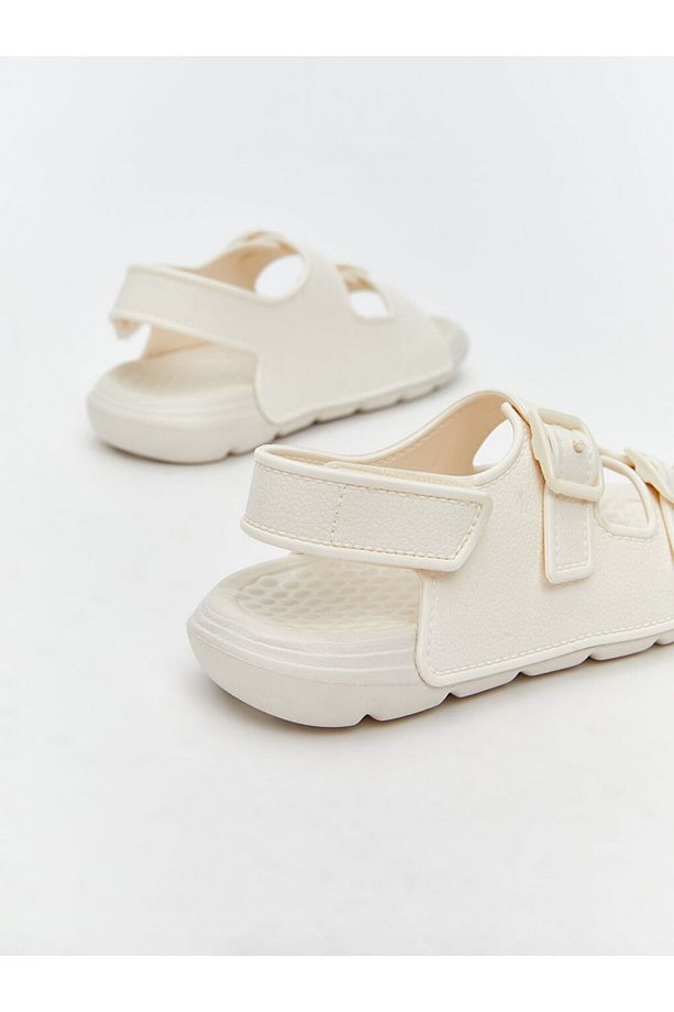 LCW STEPS Ekru Cırt Cırtlı Kız Çocuk Sandalet - 5