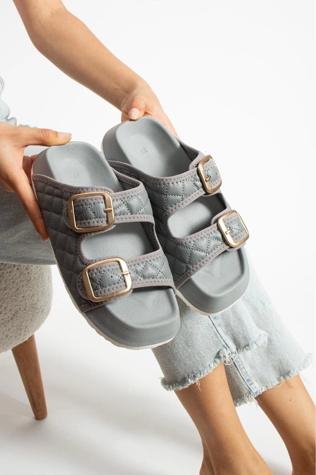 Quilted Buckle Home Outdoor Women's Slippers – Gray
