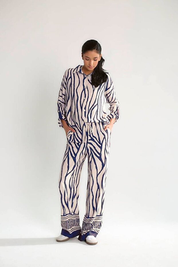 Zebra Patterned Lacquered Pants Shirt Set M38397-2Y5