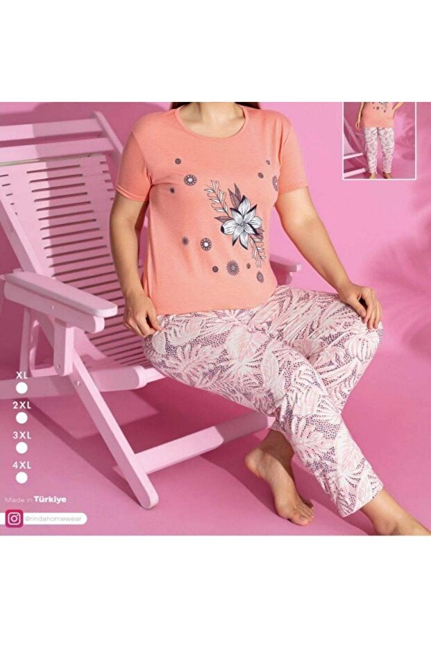 Plus Size Short Sleeve Women's Pajamas Set with Flower Print