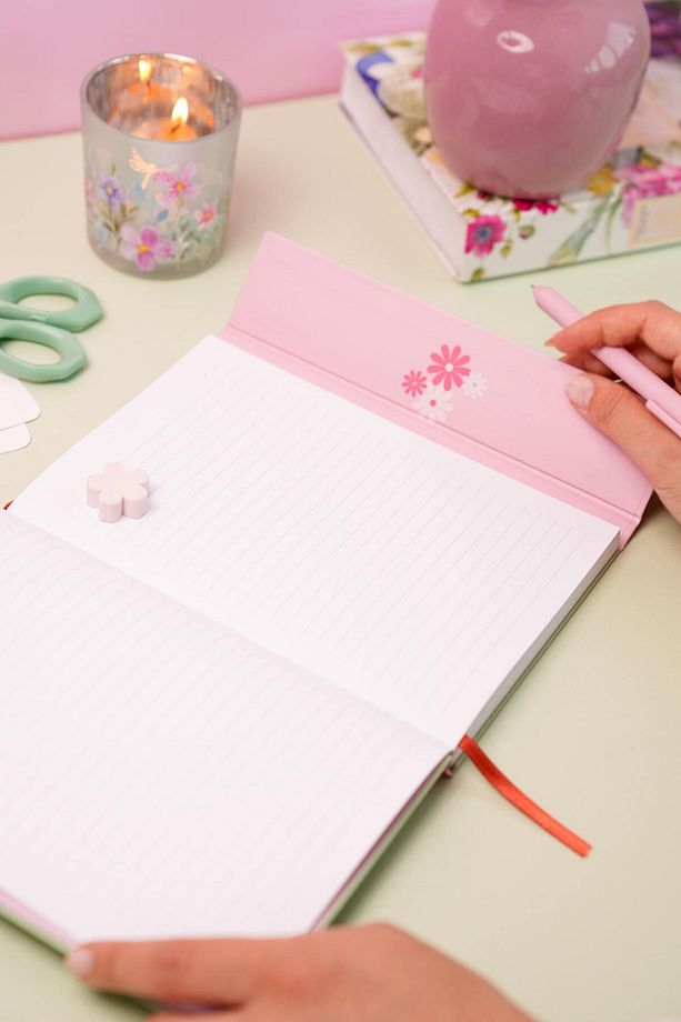 A5 15x21 Mıknatıslı Kapak Defter Çizgili Papatya - 5