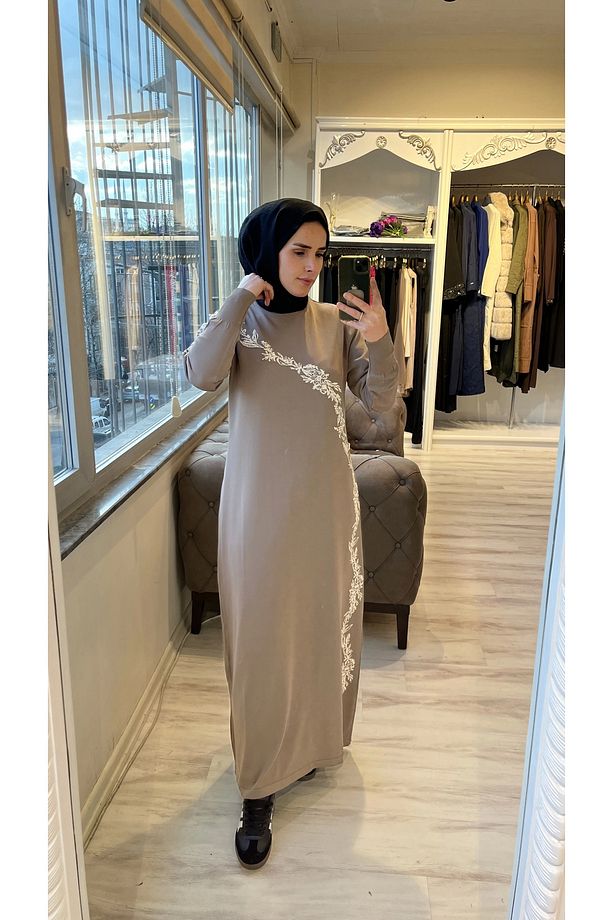 İNVEE 6848 İşlemeli Vizon Triko Elbise - 1