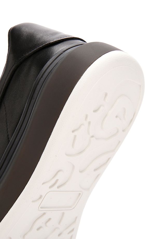 Erkek Siyah Kalın Tabanlı Bağcıklı Deri Sneaker 25SFD690718 - 8