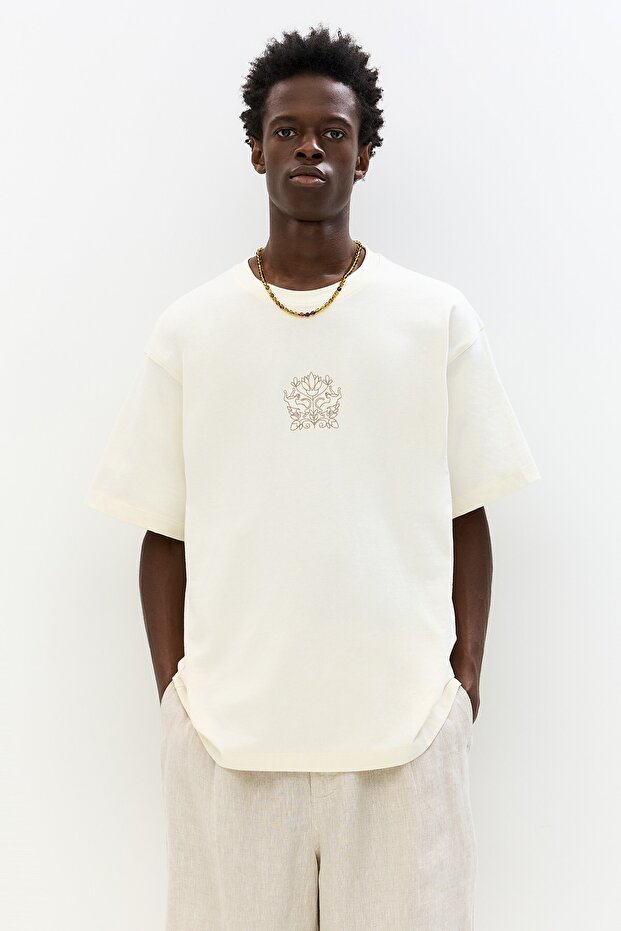 Çiçek işlemeli t-shirt - 1