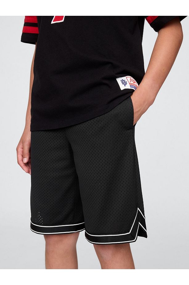 Erkek Çocuk Siyah GapFit 8.5" Mesh Pull-On Şort - 2