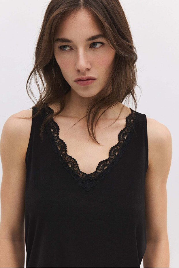 Ärmellose Bluse mit Spitzendetails - 2