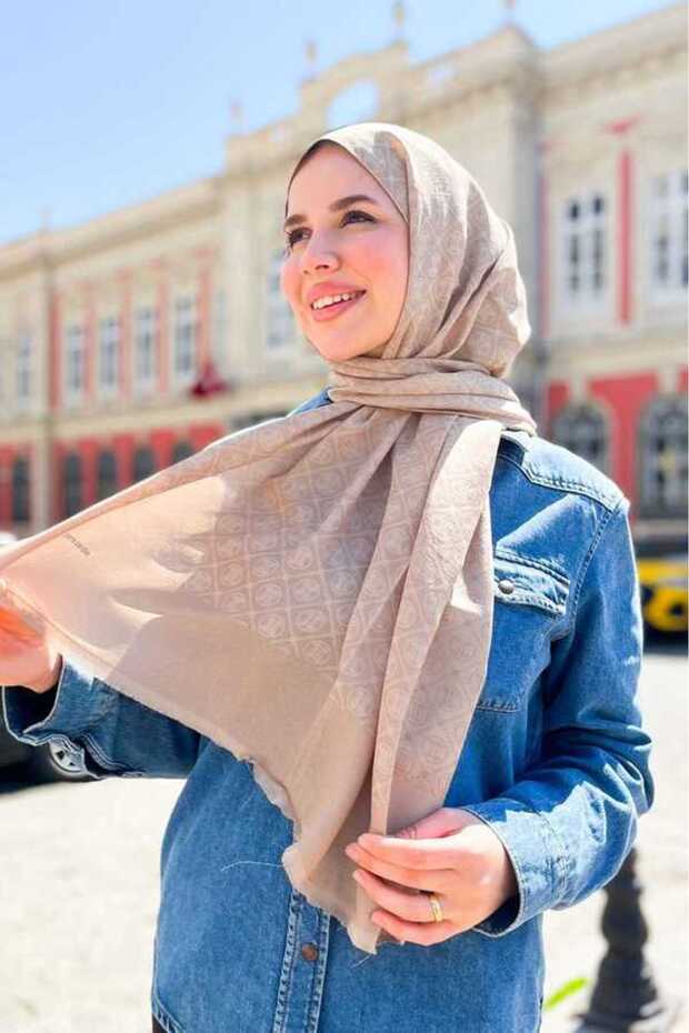 شال إليجانس مونوغرام 1090700 (75x190)