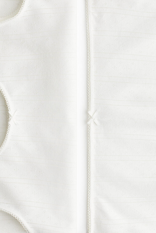 Pamuklu ve Delik Desenli Pijama Takımı - 5