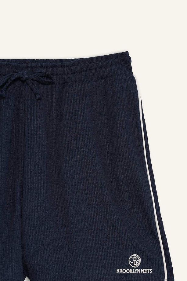 DeFactoFit NBA Brooklyn Nets Standart Fit Kısa Paça Krinkıl Kumaş Şort E3625AX25SM - 2