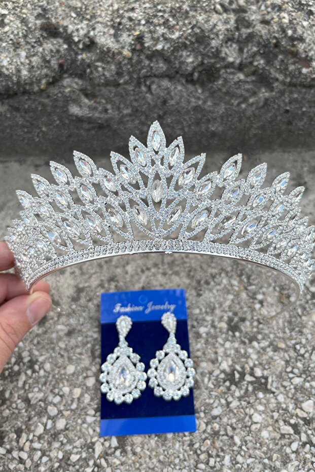 Alexa Silver Bridal Henna Crown Special Occasion Accessory Women's Crown and Drop Shuttle Earrings Set