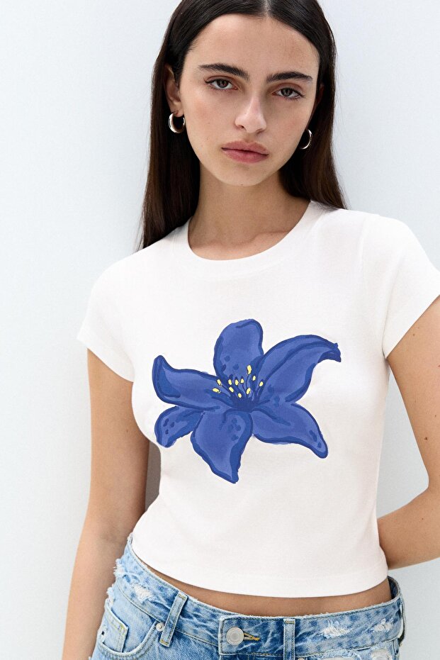Çiçek baskılı dar t-shirt - 5