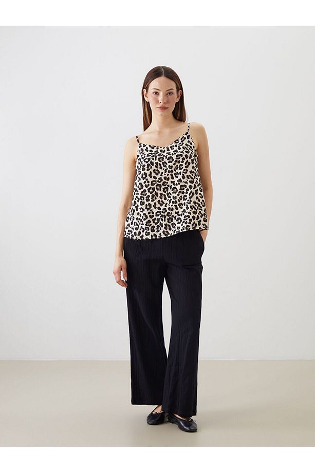 LCW V Yaka Leopar Desenli Askılı Bluz - 2